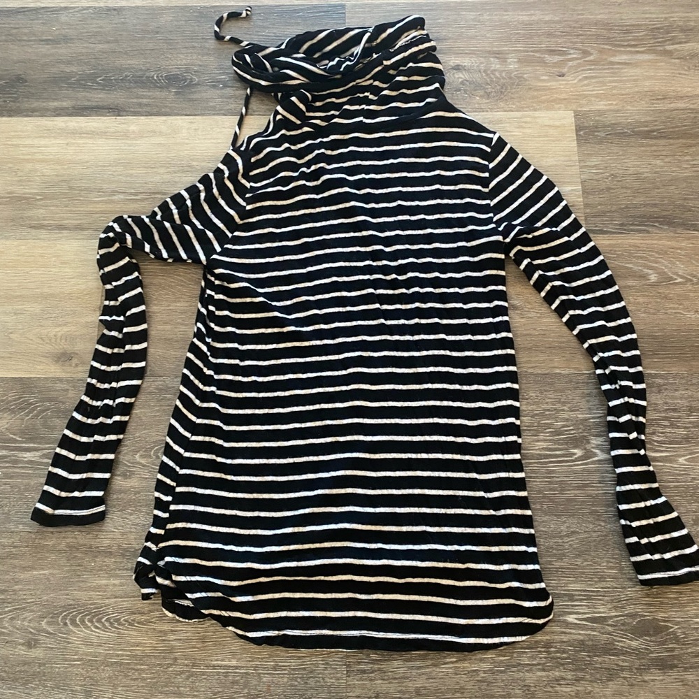 Pink Clover mock neck striped top size S